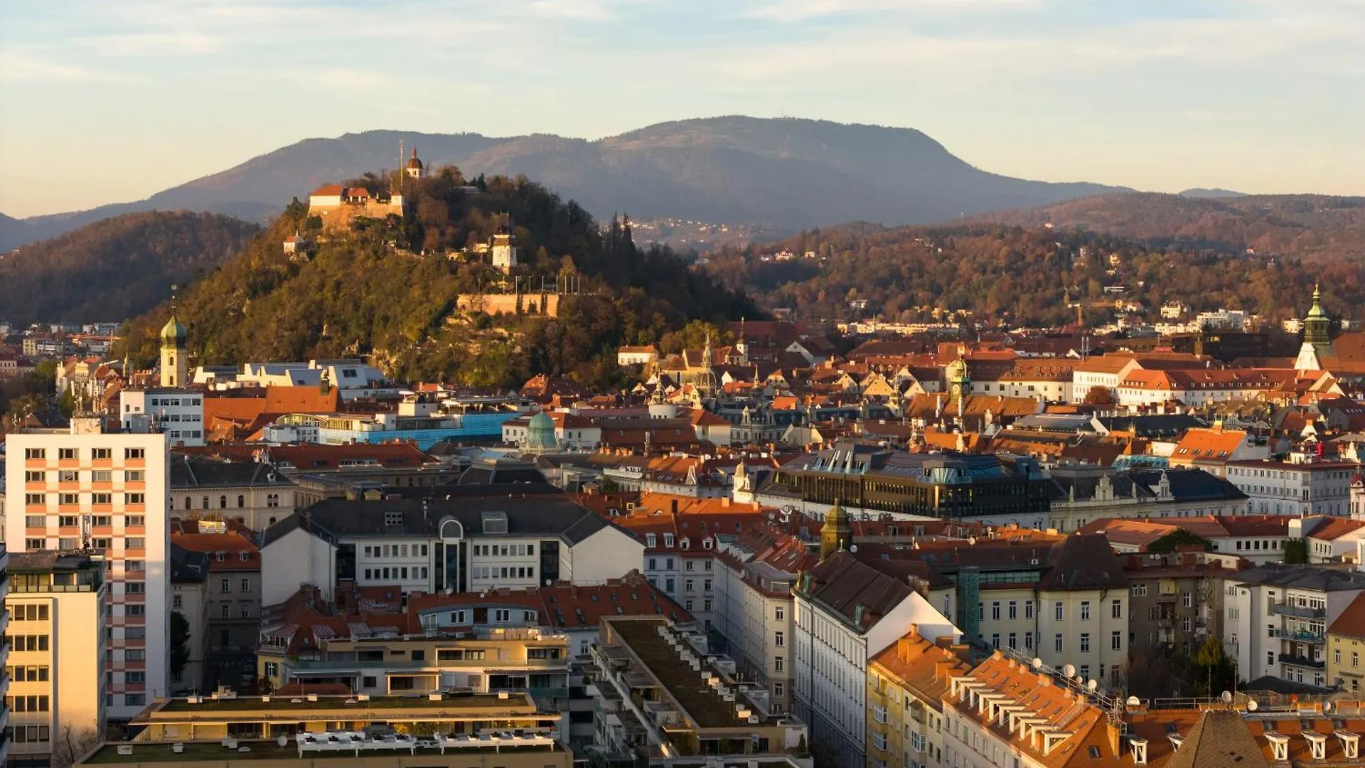Nice Weekends Graz - Central & Cozy, Free Parking & Walk To Old Town - Mur - Kunsthaus 公寓